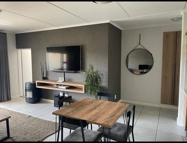 2 BEDROOM APARTMENT FOR SALE IN WATERFALL